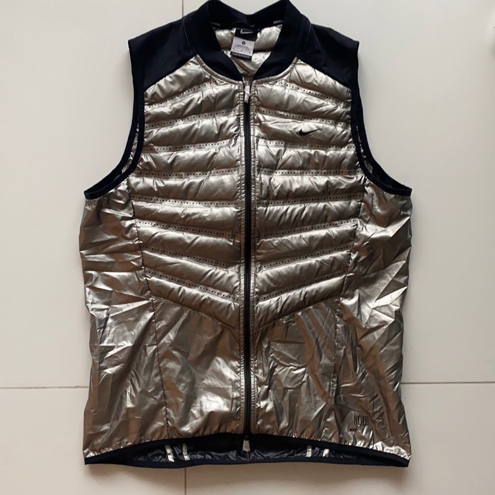 Nike | Silver Vest
